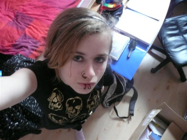 Guest_Emozi