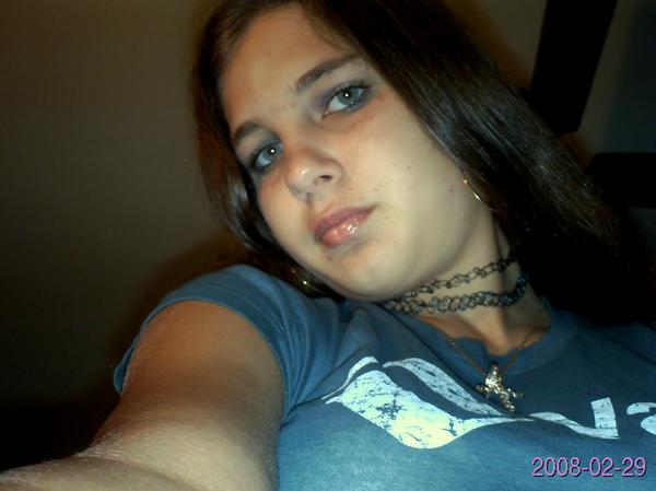 Guest_HARDROCKERCHICK15