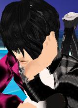 Guest_DerekGlamFace