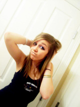 Guest_kaileylicousz