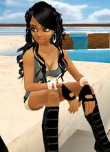 Guest_Glamorous018