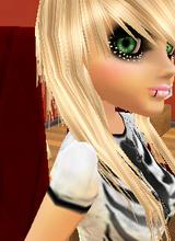 Guest_xOxMakexAxScenexOx