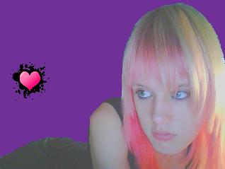 DeeDeeBlondine