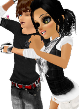 Aws. - lol the pink-haired girl in the background.
-points-
uhm, anyway. this is cute. -squee-